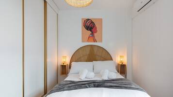 Apartment | 2 bedrooms, iron/ironing board