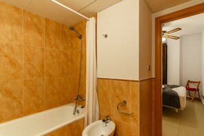 Apartment | Badezimmer | Haartrockner