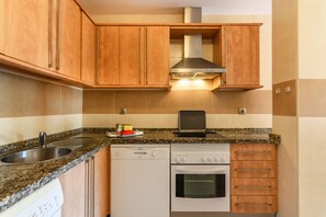 Apartment | Private kitchen - Seaside Retreat With Pool & Terrace (Ayamonte)