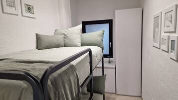Bungalow | 3 bedrooms, iron/ironing board