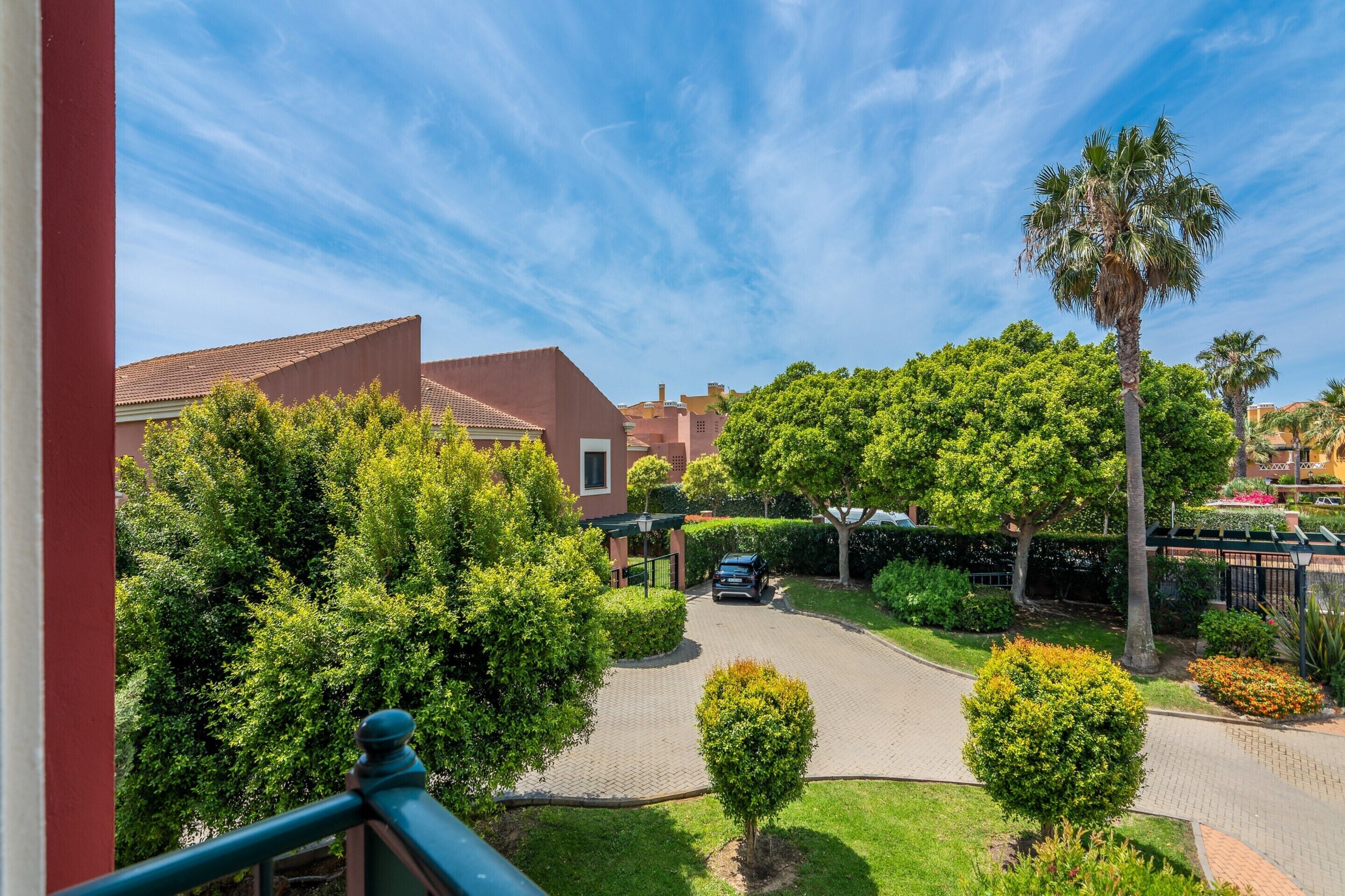 الإطلالة من المنشأة