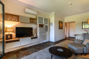 Living room - Charming Isla Canela Apartment With Terrace (Ayamonte)