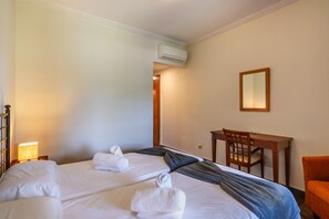 Apartment | 2 bedrooms, iron/ironing board - Charming Isla Canela Apartment With Terrace (Ayamonte)