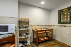 Apartment | Private kitchen - Charming Isla Canela Apartment With Terrace (Ayamonte)