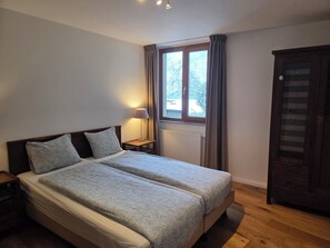 2 chambres, fer et planche Ă repasser, Wi-Fi, draps fournis