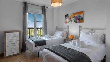 Apartment | 3 Schlafzimmer, Bügeleisen/Bügelbrett