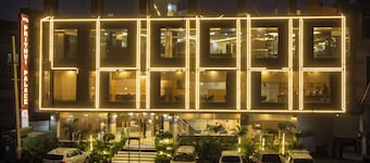 Hotel Park Tree Near Delhi Airport