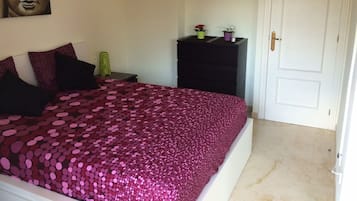 Apartment | 2 bilik tidur, seterika/papan seterika