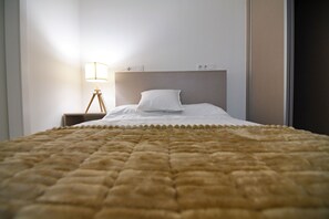 1 quarto, ferros/tábuas de passar roupa, Wi-Fi, roupa de cama