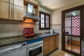 Apartment | Private kitchen - Family Penthouse Near Isla Marina (Ayamonte)