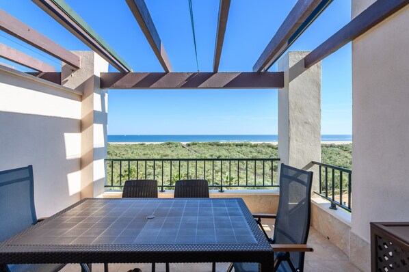 Apartment | Outdoor dining - Apartment in Punta del Moral (Ayamonte)