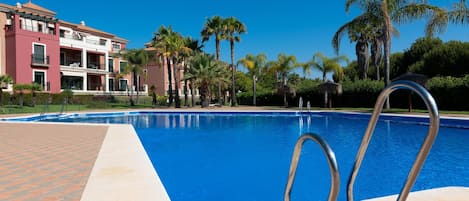 Apartment | Pool