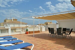 Apartment | Outdoor dining - Seaview Duplex in Punta del Moral (Ayamonte)