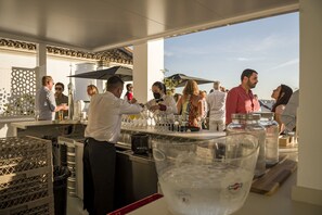 Apartamento | Bar (na propriedade)