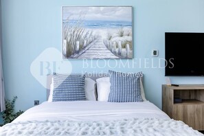 In-room safe, iron/ironing board, free WiFi - Bloomfields Stunning Sea view in Hydra  (Abu Dhabi)