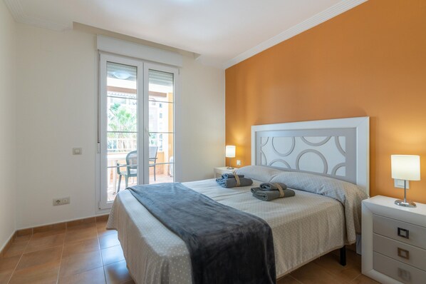 Appartement | 2 chambres, fer et planche à repasser