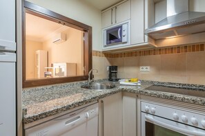 Apartment | Private kitchen - Holiday Flat by the Ocean (Ayamonte)