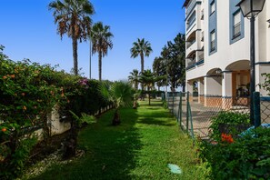 Apartment | Garden - Apartment Near Moral Beach (Ayamonte)