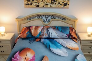 3 bedrooms, in-room safe, iron/ironing board, free WiFi