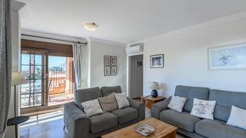 Apartment | Living room