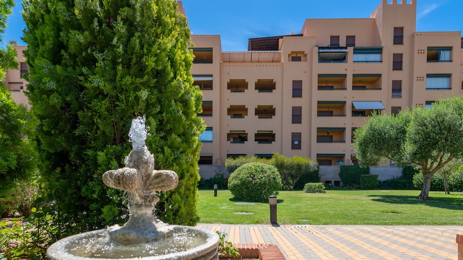 Sea-view Apartment With Pool