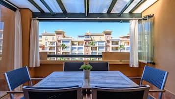 Apartment | Speisen im Freien