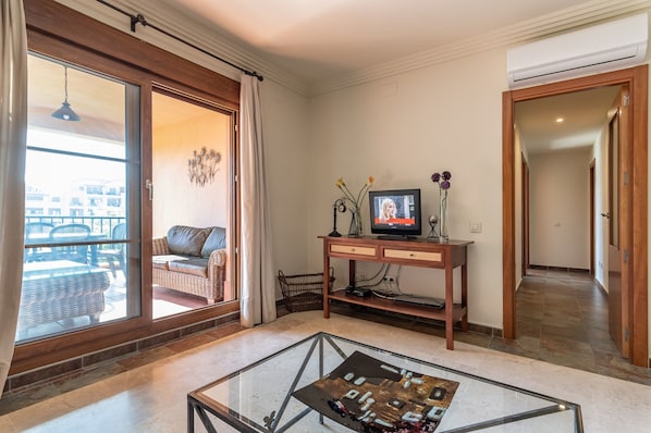 Apartment | Living room - Isla Canela Flat by Golf Course (Ayamonte)