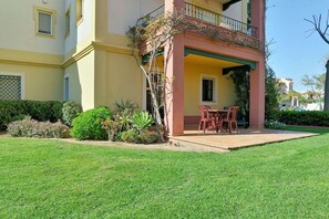 Apartamento | Opções para refeição ao ar livre