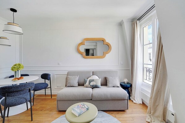 Apartment | Living area