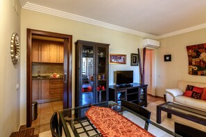 Apartment | Living room