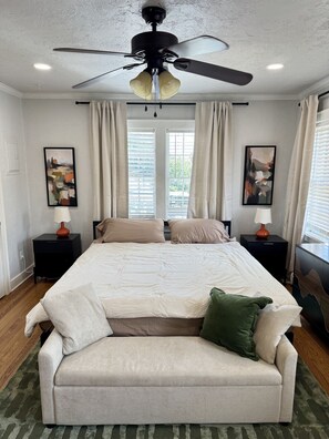 1 bedroom, desk, iron/ironing board, free WiFi - The Reverie - A Cozy Pied-à-Terre (Oklahoma City)
