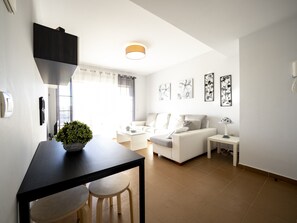 Apartment | Living room - Cosy Family Apartment With Wifi (Ayamonte)