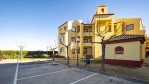 Apartment | Exterior - Cosy Family Apartment With Wifi (Ayamonte)