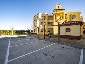 Apartment | Exterior - Cosy Family Apartment With Wifi (Ayamonte)