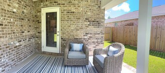 Charming 3-bedroom house in fabulous Fairhope with WiFi, AC