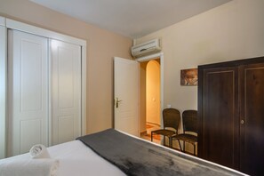 Apartment | 1 bedroom, iron/ironing board - Beachside Apartment With Pool (Ayamonte)