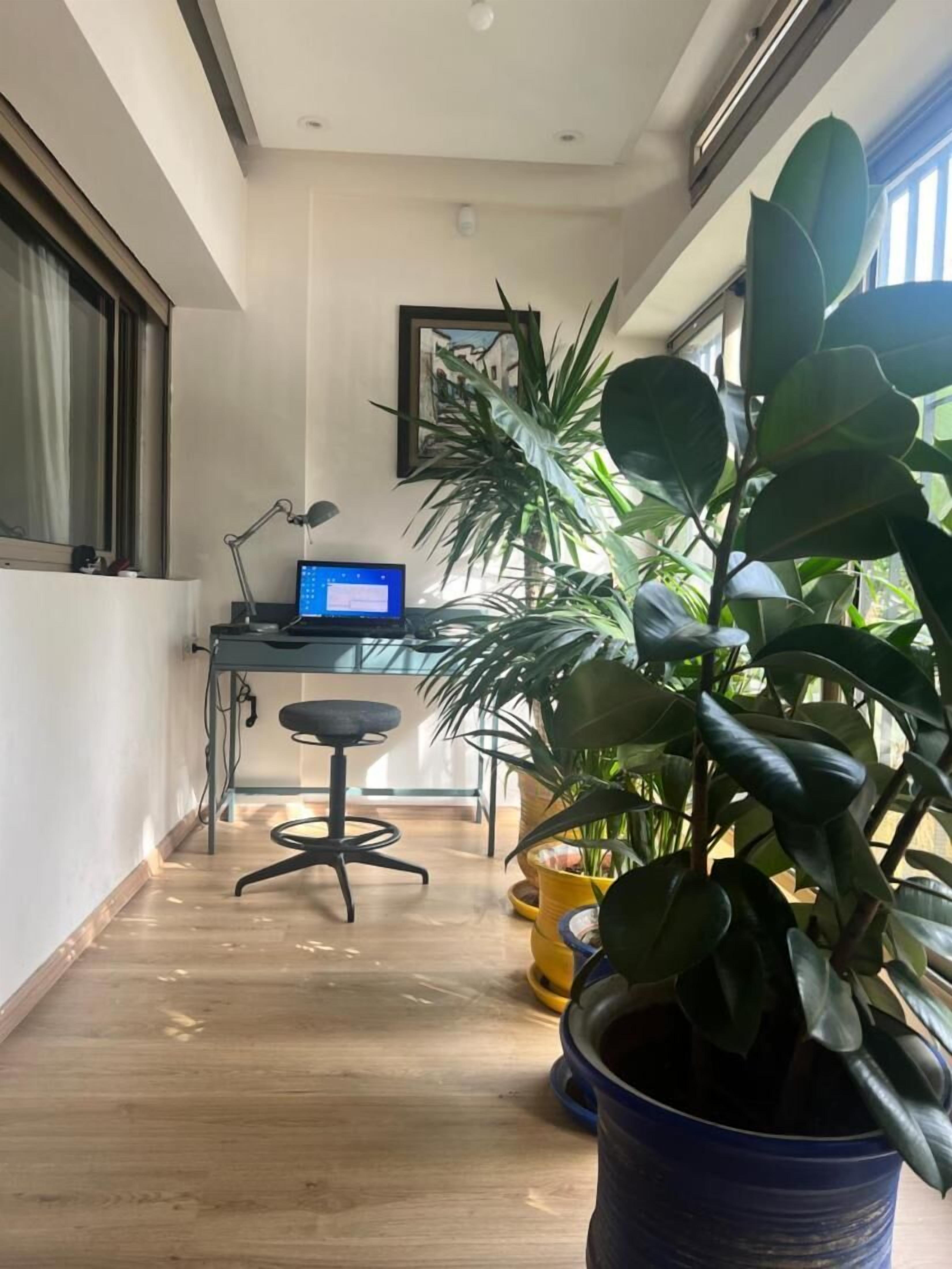 Apartment, 2 Bedrooms, Balcony, City View | Interior