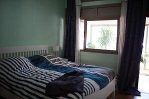 2 bedrooms