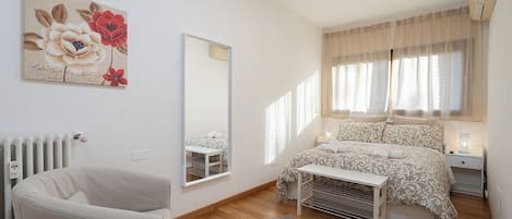 2 Schlafzimmer, Bügeleisen/Bügelbrett, WLAN, Bettwäsche