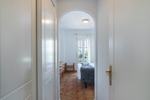Apartment | 2 bedrooms, iron/ironing board