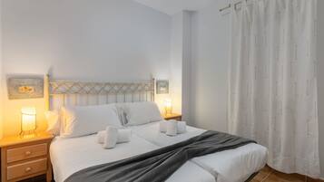 Apartment | 2 bedrooms, iron/ironing board