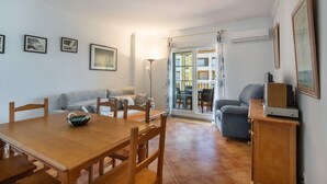 Apartment | Dining - Stay by the Sea in Punta del Moral (Ayamonte)