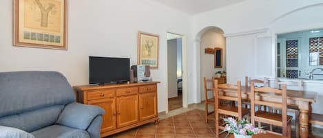 Apartment | Living room