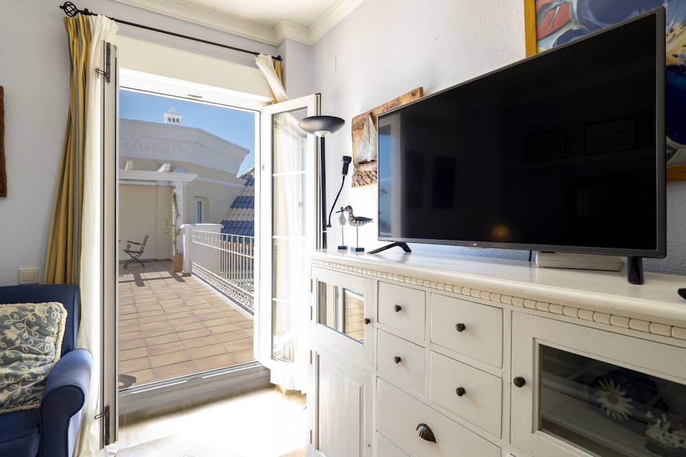 Penthouse in Punta del Moral for 7