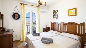 Apartment | 3 bedrooms, iron/ironing board