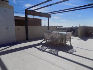 アパートメント | 屋外ダイニングエリア