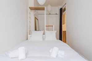Appartement | 1 chambre, fer et planche à repasser, draps fournis