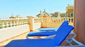 Apartment | Terrace/patio