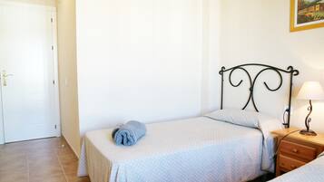 Apartment | 3 bedrooms, iron/ironing board