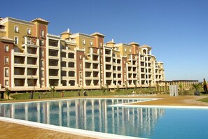 Leilighet | Basseng | Utendørsbasseng